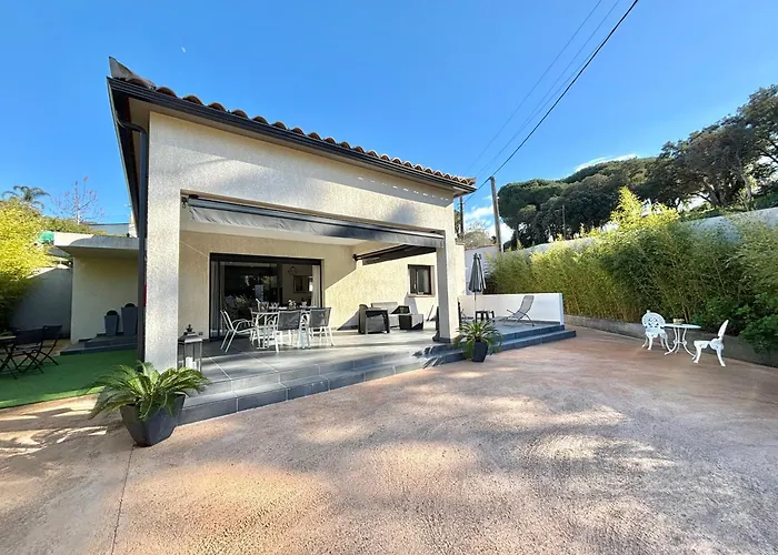 Le Rotolo Villa *