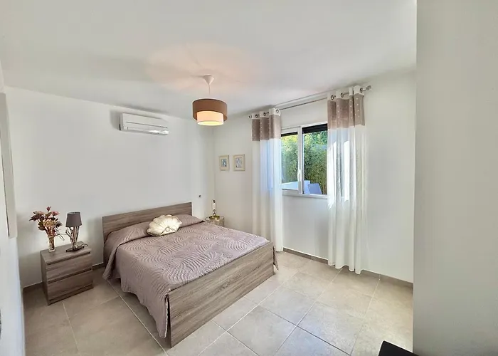 Le Rotolo Villa *